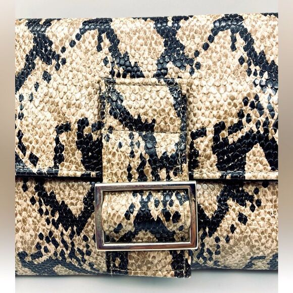 Steve Madden Snakeskin Pattern Tan and Black Women's Bag - Picture 4 of 8